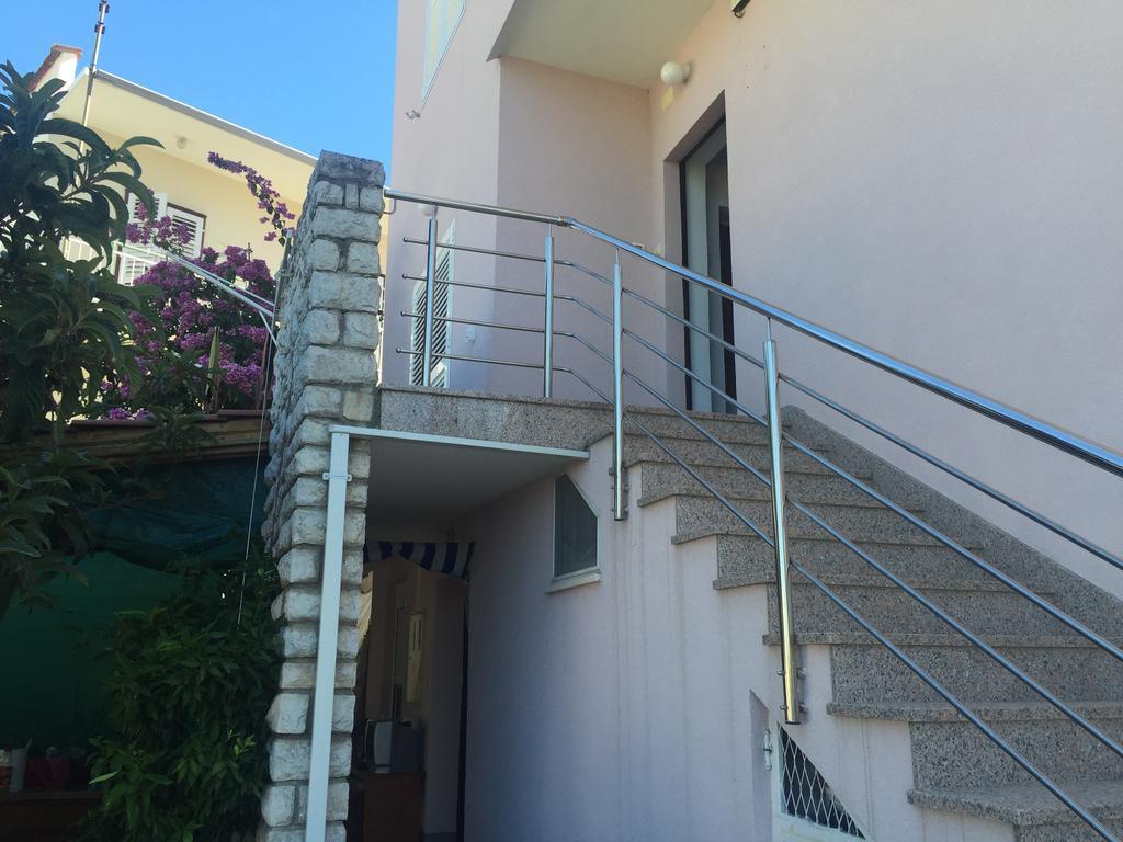 Apartment Maxim Primošten Εξωτερικό φωτογραφία